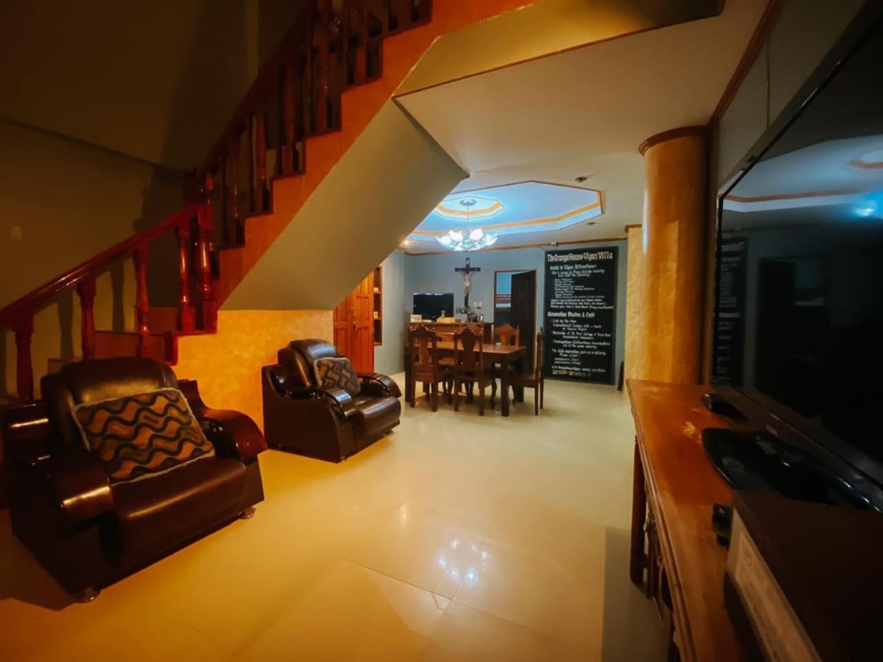The Orange House - Vigan Villa Exterior photo
