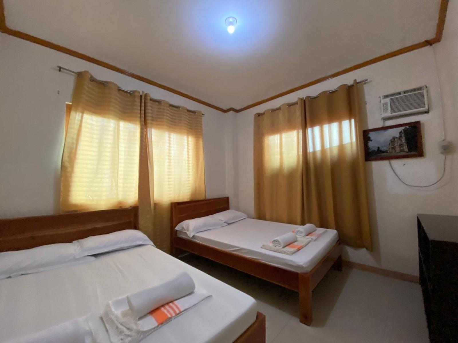 The Orange House - Vigan Villa Exterior photo